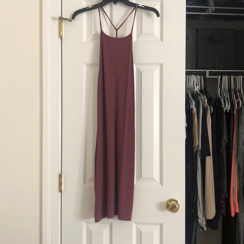 Burgundy bodycon dress